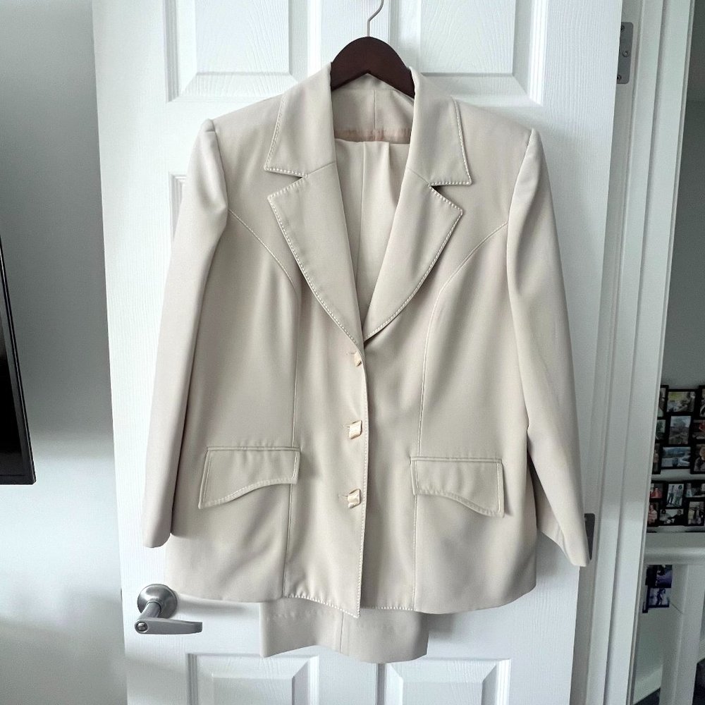 One-Of-A-Kind Modern Tailored Women's Pant Suit!